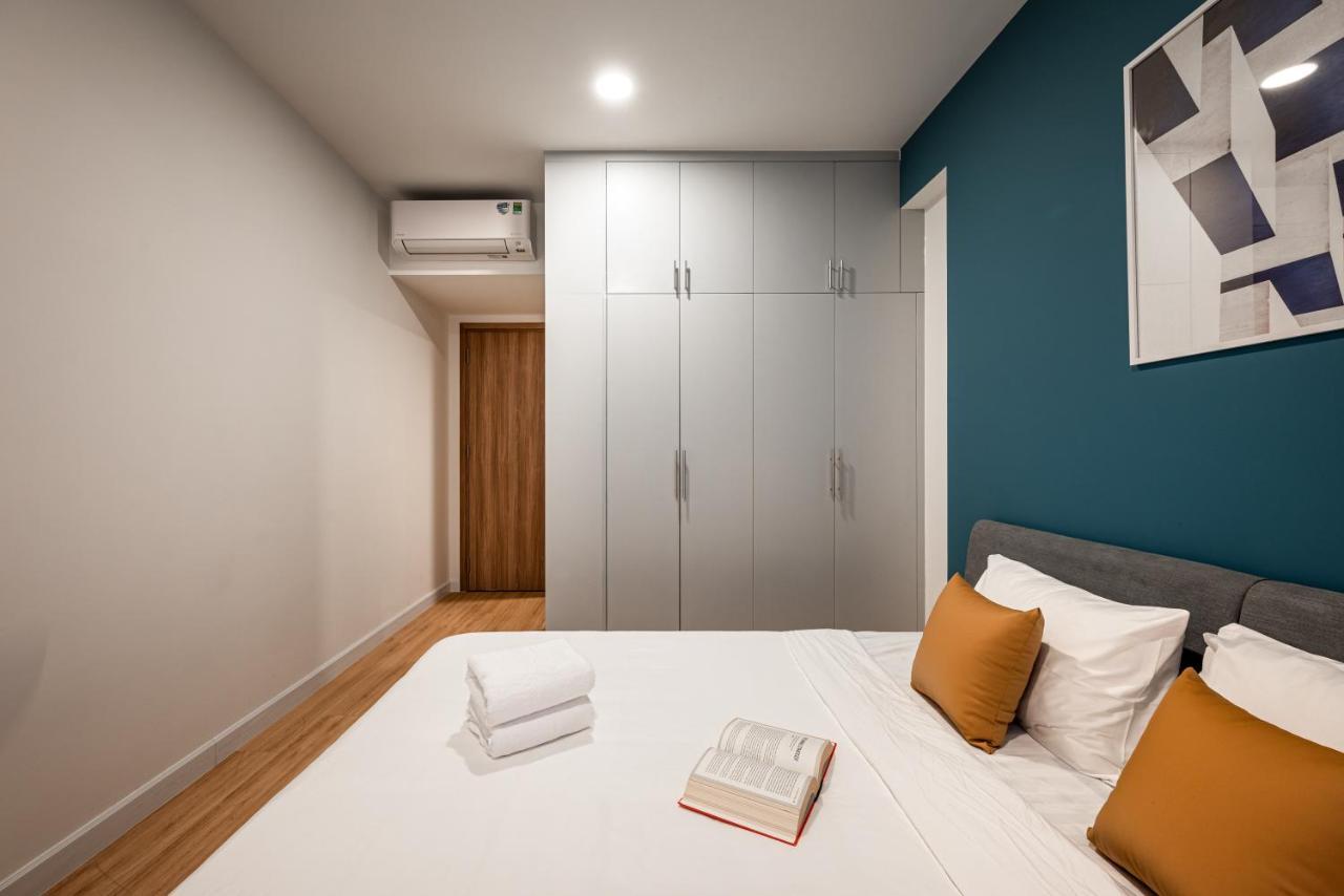 Luxury Modern, D1, 3 King Brs+2wc, 300m Bui Vien *
